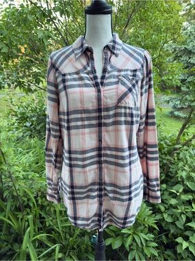 C Pink and Gray Plaid Shirt with Gold Logo Tag